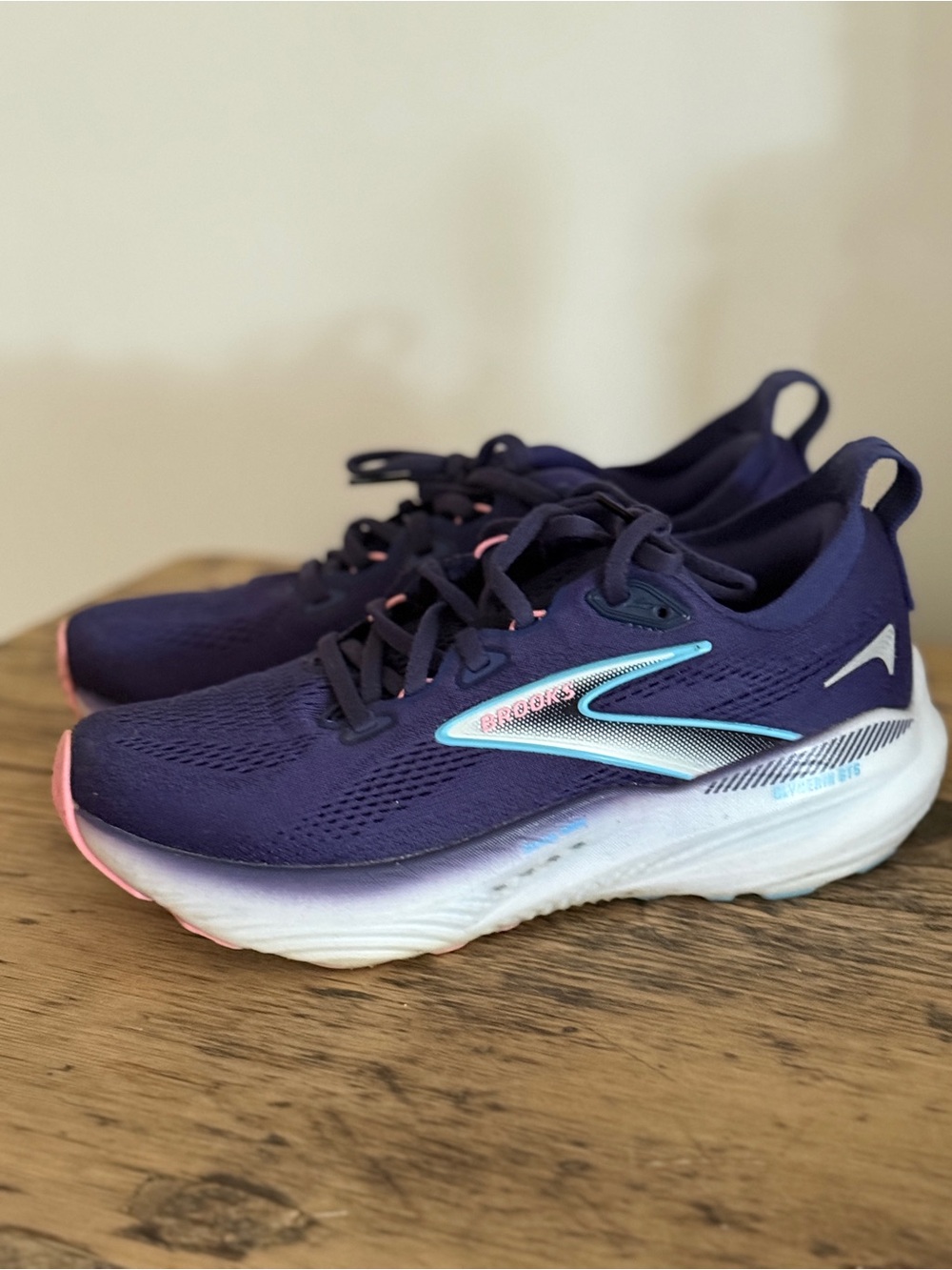 Brooks Glycerin GTS 22 Womens Running Shoes Blue Purple Pink Stability